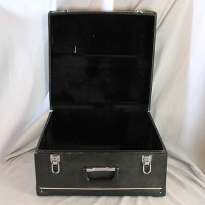 Black Italian Hard Case for Accordion 17.75" x 17.25" x 10" (45cm x 43.75cm x 25.50cm) image 2