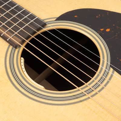 Martin HD-28E Dreadnought Acoustic Electric - Natural image 8