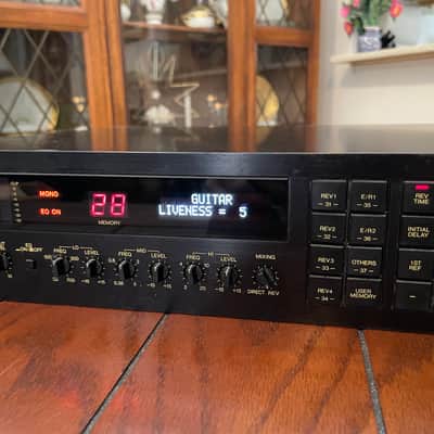 Yamaha REV 7 Digital Reverberator 1980s OLED DISPLAY UPGRADE - TESTED ✅💫 image 5