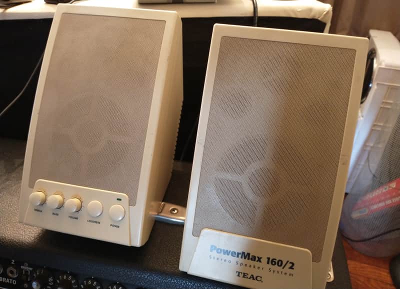 TEAC Power Max 160/2 Powered Speakers 1980's - Cream image 1