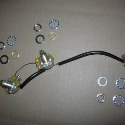 A+ 2010s Gibson control harness: 1 volume 500K audio long shaft pot + nut/washer, 1 tone 500K audio long shaft pot + nut/washer, wires, wire insulation, blue capacitor 0.022 uF, jack + nut/washer (NO switch, NO wires for connecting switch) image 2
