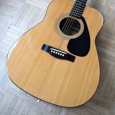 Yamaha FG-402 Acoustic guitar - 1970s image 3