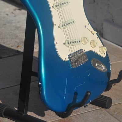 MJT 60s light Relic Stratocaster NOS 2000 with Fender Custom Shop 57/62 pickups - Lake Placid Blue image 4