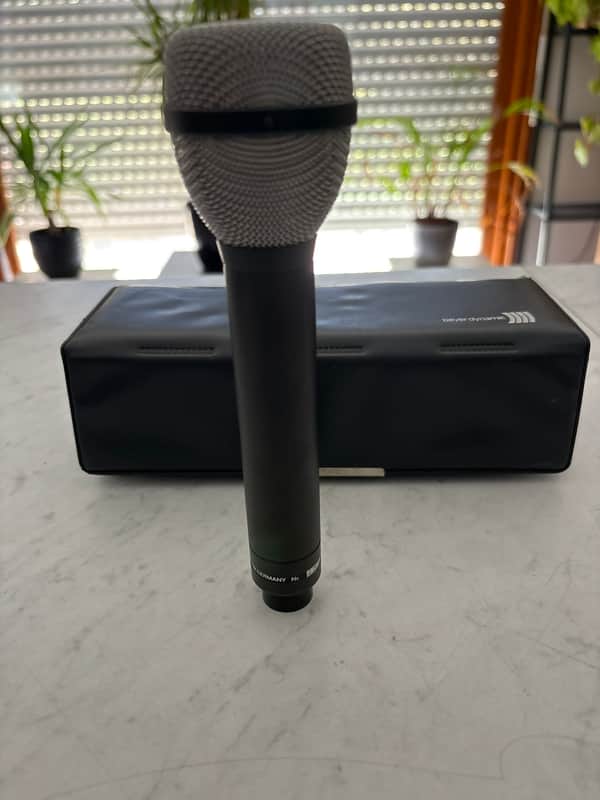 Beyerdynamic M69N(c) XLR image 1