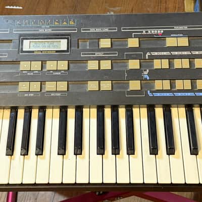 Casio CZ-3000 61-Key Synth-BEST DEAL ON THE NET!!!