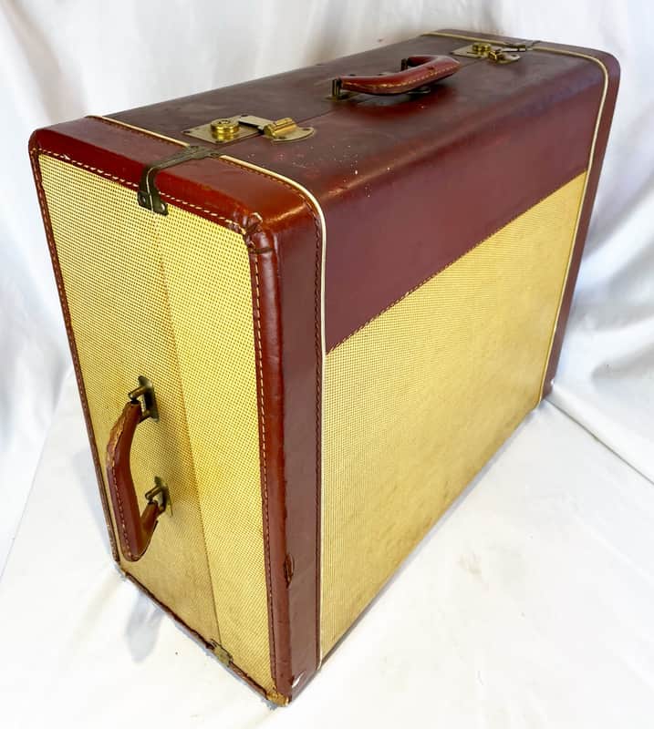 Brown Italian Accordion Hard Case 21.5" x 18" x 10" (54.5cm x 45.5cm x 25cm) image 1