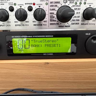 Alesis QSR ROMpler - 64 Voices image 4