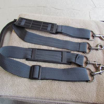 Gig Bag Shoulder Straps Set Of 2 Gig Bag Shoulder Straps Metal Clips Fair Condition Needs Some Work image 1