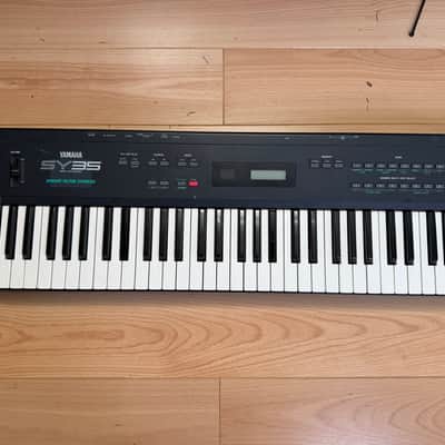 Yamaha SY35 Synthesizer 1992 - Black