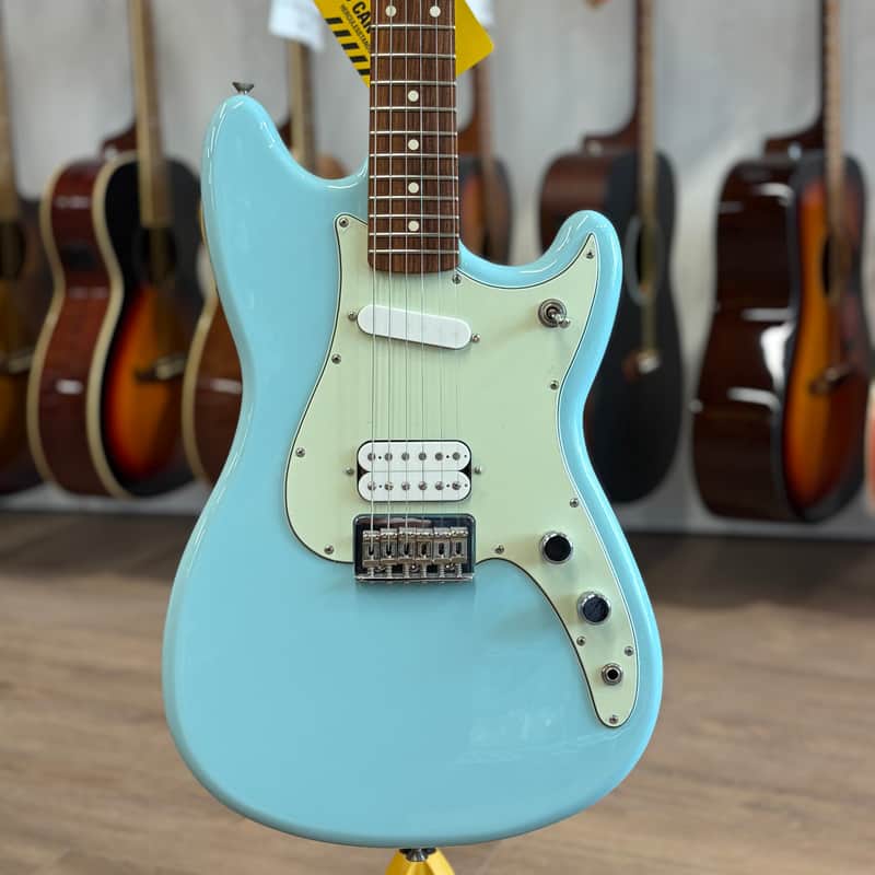 Fender Offset Series Duo-Sonic HS | Reverb Canada