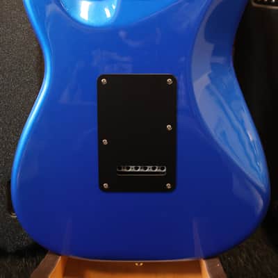 American Ultra II Stratocaster Ebony Fingerboard Noble Blue image 5