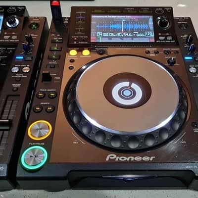 2x Pioneer Cdj 2000 Nexus Multimedia Players (Refurbished) image 2