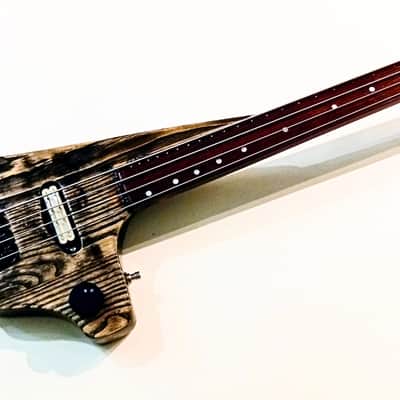 #25-60 - FRETLESS SHORT SCALE BASS image 5