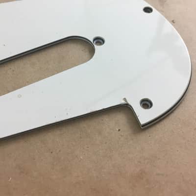 LEFTY Fender Stratocaster Pickguard 3-Ply Parchment Left Strat Natural Old Relic image 5