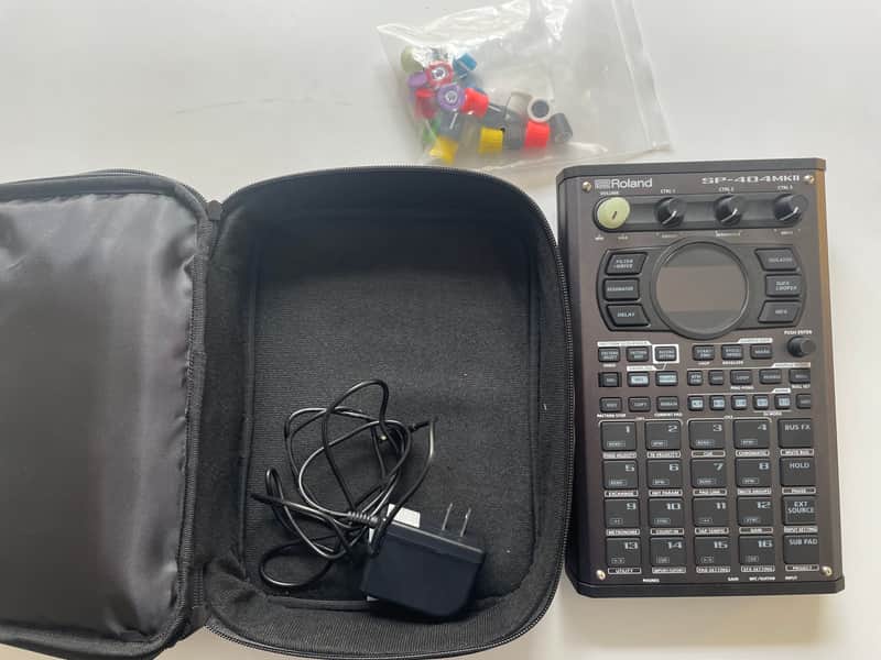 Sp-404 Mk2 + travel case + knobs image 1