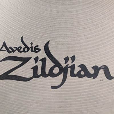 Zildjian 17" A Series Medium Thin Crash Cymbal 1982 - 2012 - Traditional image 5