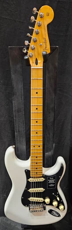 Fender Player II Stratocaster Electric Guitar - Polar White with Maple Fingerboard 2024 image 1