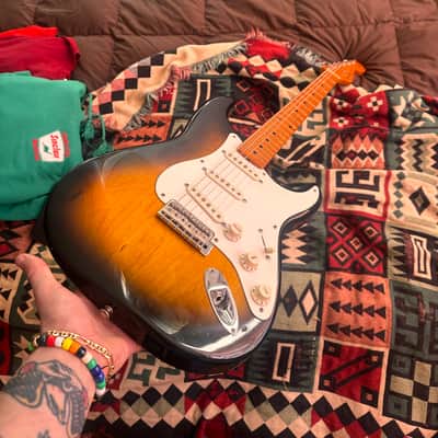 1999 Fender Classic Series '50s Stratocaster 1999 - 2018 - 2-Color Sunburst image 7