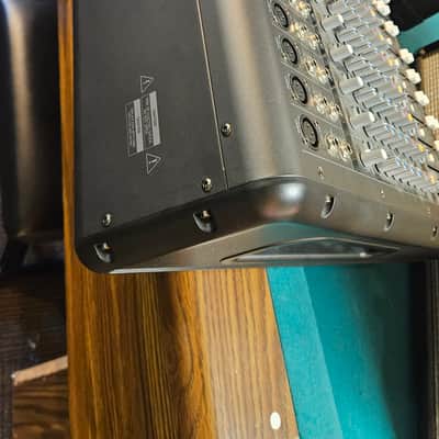 Rockville RPM1470 14-Channel 6000 Watt Powered Mixer, 7 Band EQ, 24-Bit Effects, USB, Bluetooth, and 48V Phantom Power image 6