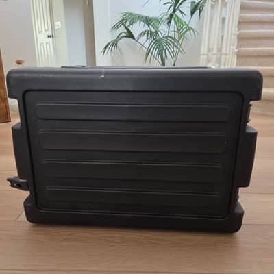SKB 8U Roto-Molded Rolling Rack Road Case image 2