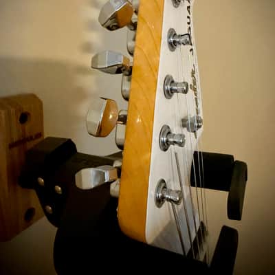 Fender Fender Custom Shop Jaguar - Time Machine (1966 Deluxe Closet Classic) 2023 - Nitro Tahitian Coral Body, Olympic White Headstock image 7