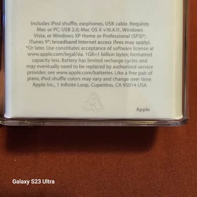 Apple iPod Shuffle 2GB  in Original Packaging image 4