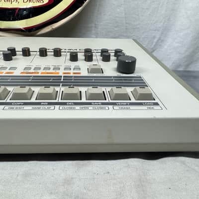 Roland TR-909 tr909 Rhythm Composer Drum Machine 1984 - Local Pickup Only image 6