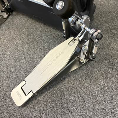 Tama Dyna-sync direct drive Double pedal/case 2026 - brushed chrome image 3