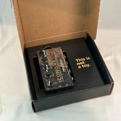 Neunaber Audio Iconoclast Speaker Emulator 2010s - Black/Gold image 1