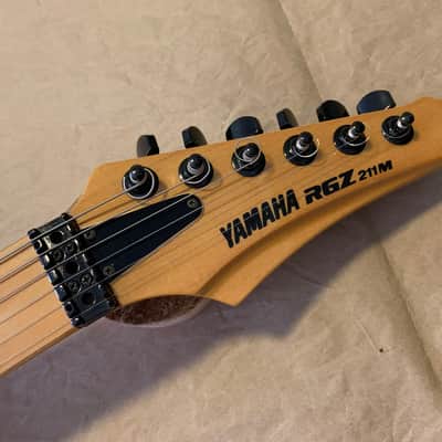 Yamaha RGZ211M White 90s Made in Taiwan //modded with tele type bridge//. image 6