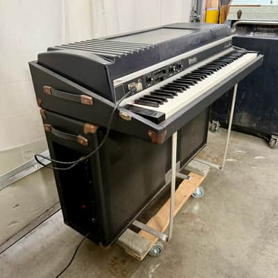 Rhodes Mark II Suitcase Piano 73-Key Electric Piano 1979 - 1983 - Black Flat Top original vintage USA image 2