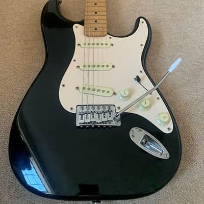 Squier  Stratocaster Korea   1993 in Black image 16