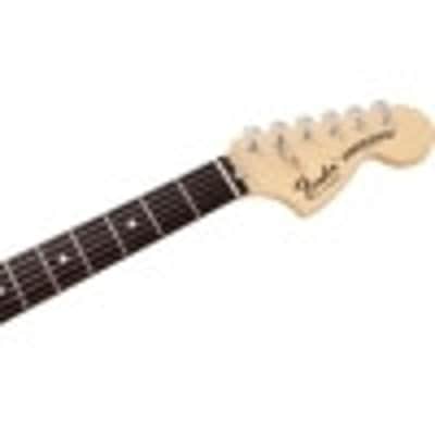 Fender Made in Japan Limited International Color Stratocaster Guitar, Rosewood Fingerboard, Morocco Red w/ Gig Bag image 4