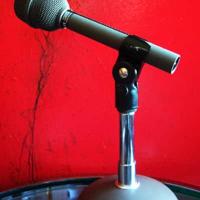 Vintage 1980's Electro-Voice PL11 / RE11 Supercardioid Dynamic Microphone green Low Z w mic clip & case RE10 RE15 image 10