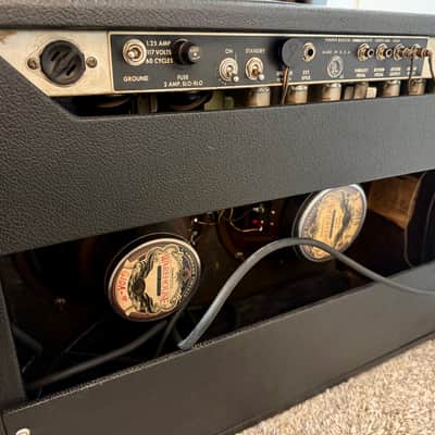 Fender Vibrolux Reverb "Drip Edge" 1969 40-Watt 2x10" Guitar Combo image 9