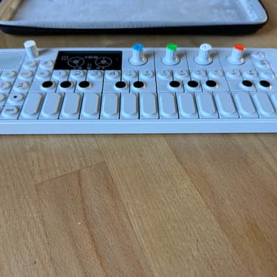 Teenage Engineering OP-1 image 5