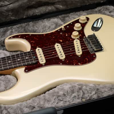 Fender American Elite Stratocaster with Rosewood Fretboard 2016 - 2019 - Olympic Pearl image 6