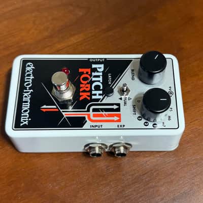 Electro-Harmonix Pitch Fork Polyphonic Pitch Shifter / Harmony Pedal 2014 - Present - Black / White / Red image 2