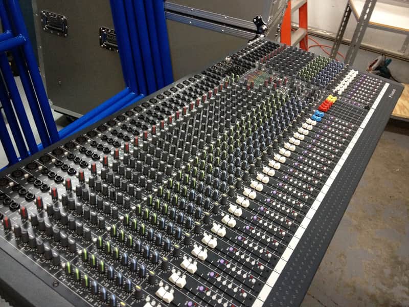 Soundcraft Spirit Live 4/2 - 32 Channel - New Old Stock - PSU | Reverb