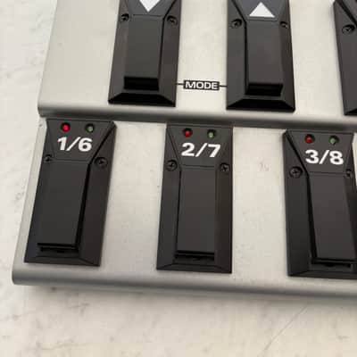 Roland FC-300 MIDI Foot Controller 2007 - 2023 - Silver image 2