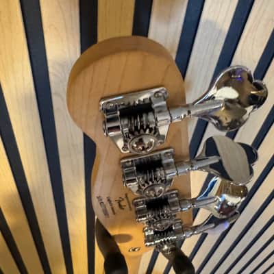 Squier Vintage Modified Precision Bass TB 2008 - 2012 - 3-Color Sunburst image 21
