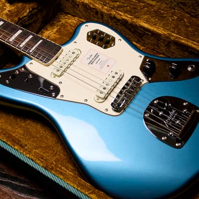 Fender FSR Made in Japan Traditional 60s Jaguar Guitar 2024-25 - Lake Placid Blue Metallic image 3