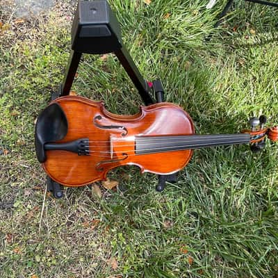 Mathias Thoma Romanian 4/4 Violin Outfit (Serian #43639) - Natural Amber Brown Gloss image 2
