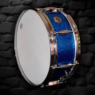 Gretsch Renown 5.5x14 Snare (1962) Blue Sparkle image 5