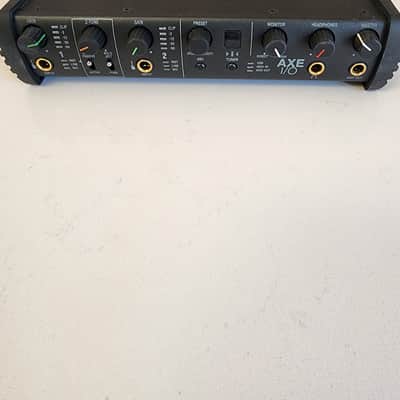 IK Multimedia AXE I/O USB Audio Interface 2019 - Present - Black image 15