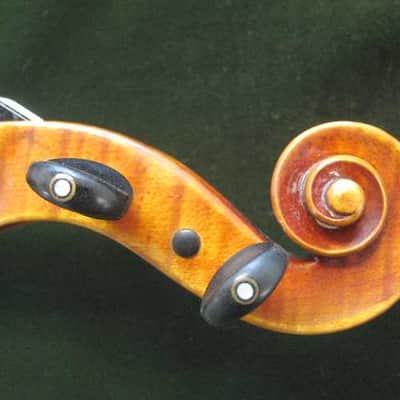 AN EXCELLENT GERMAN VIOLIN BY ERNST HEINRICH ROTH, 1957 MODEL VIII-R 1722 STRAD image 6