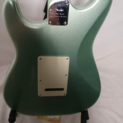 Fender American Professional II Stratocaster HSS with Maple Fretboard 2020 - Present - Mystic Surf Green image 10