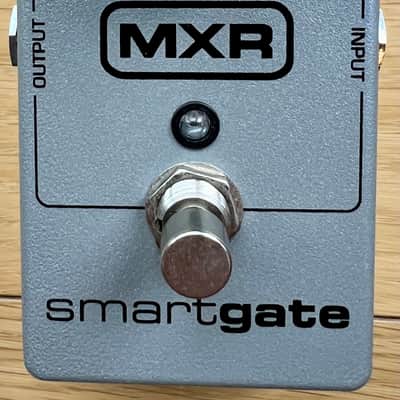 MXR M135 Smart Gate 2004 - Present - Gray image 2
