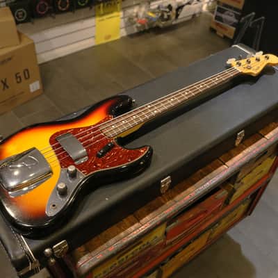 FenderCustom Shop Time Machine 1962 Jazz Bass Relic - 3-Color Sunburst image 6