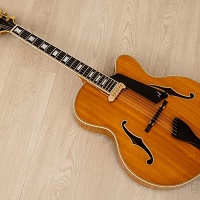 1991 Benedetto Manhattan Cutaway Archtop Electric Guitar Blonde, Near-Mint w/ DeArmond Rhythm Chief 1100, Case image 13